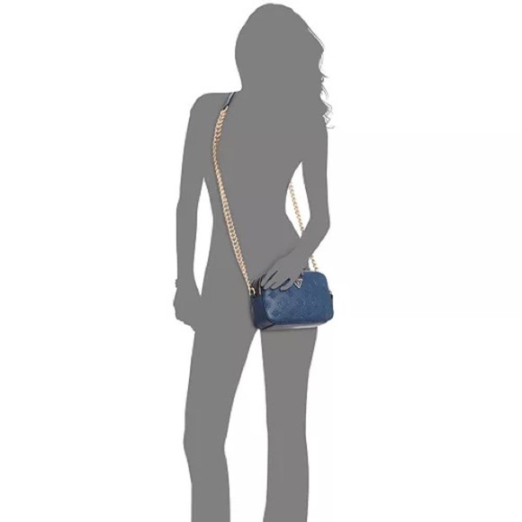 New GUESS Blue Crossbody - Picture 2 of 8